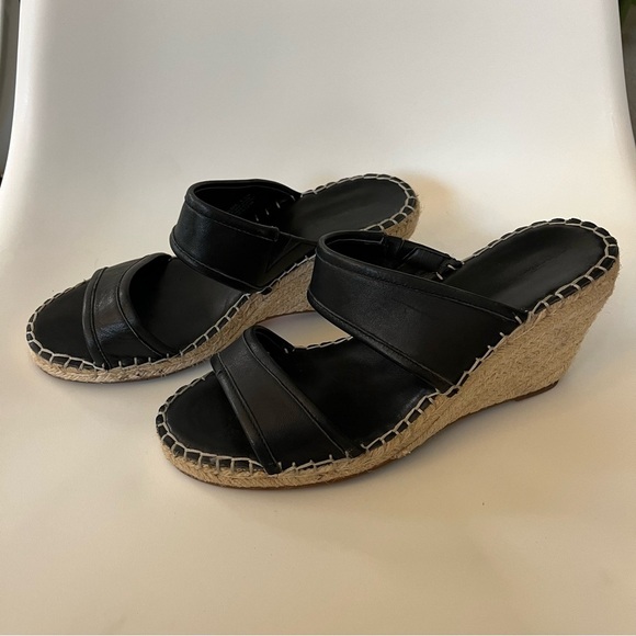 ✨ Cupcakes and Cashmere Black Leather Wedge Sandals 8.5 | Espadrille Slides - Picture 1 of 8